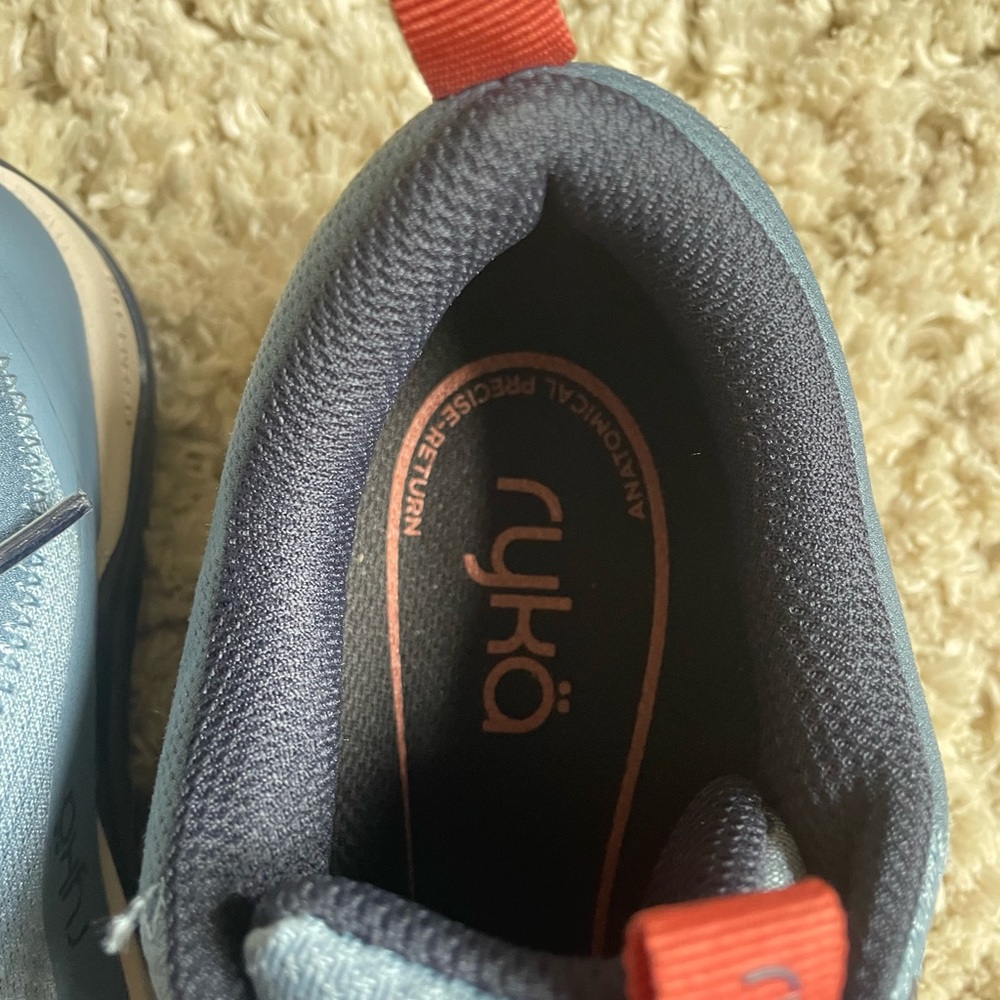 Rykä Women’s Sneakers - Picture 2 of 6